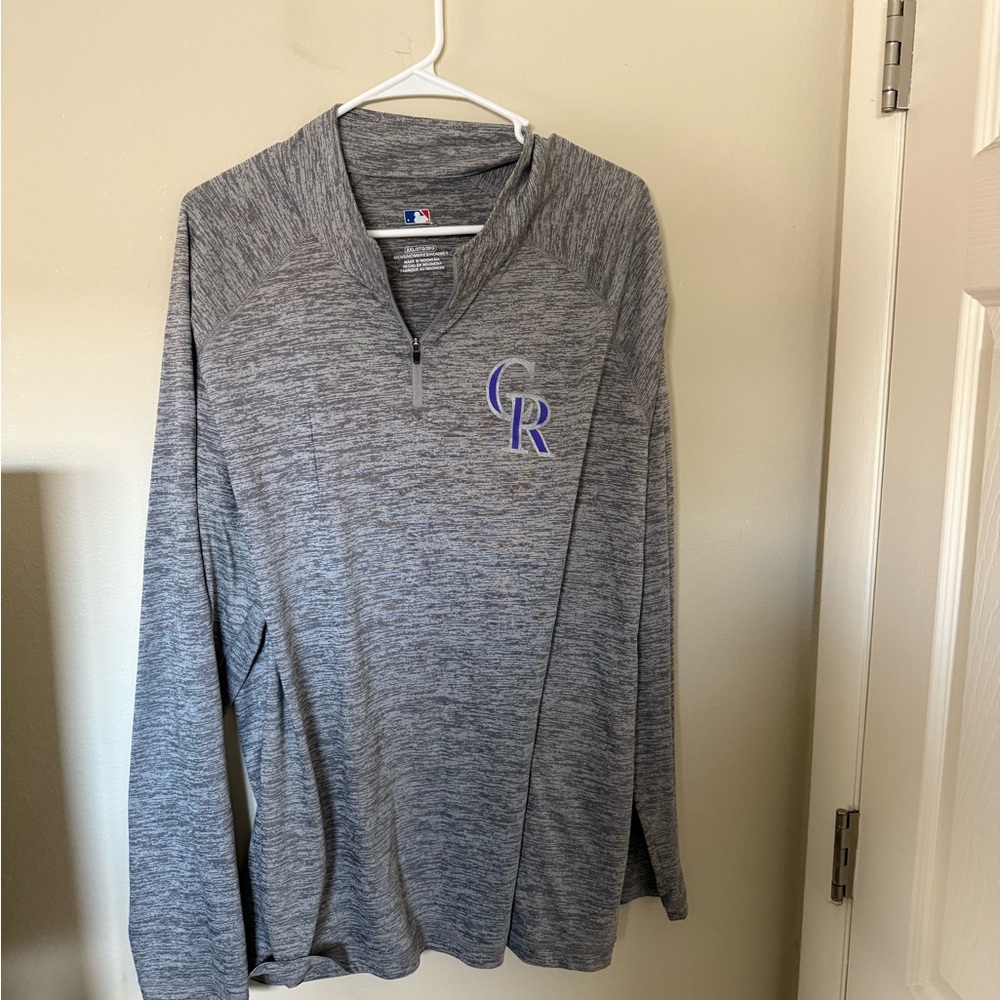 Genuine Merchandise Heather Gray Pullover